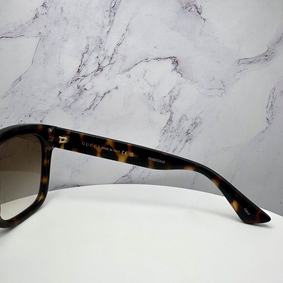 New Gucci Sunglasses - Picture 11 of 16
